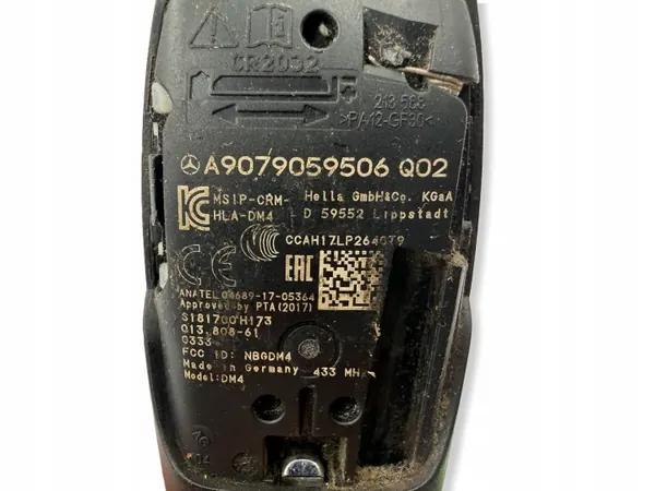 Llave Mercedes-Benz Sprinter OEM A9079059506 - Usada image 7