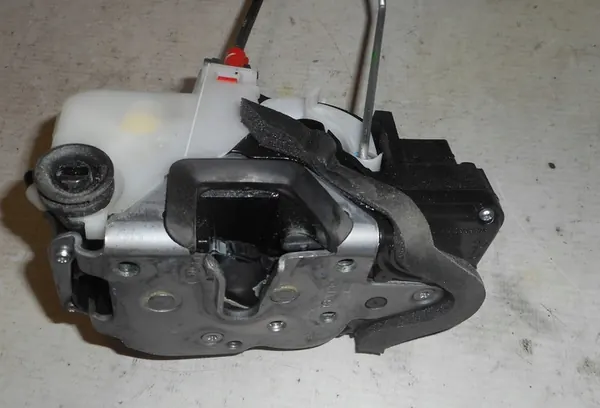 Opel Mokka A 12 Hintere rechte Türschloss 5 Pin 13579546 image 2