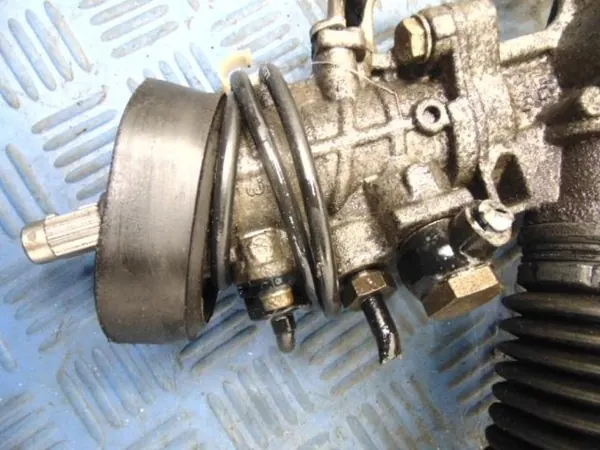 SEAT IBIZA III 1.4 16V Caixa de Direção 6Q1423055M image 6