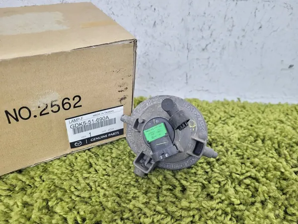 Faros Antiniebla Izquierdo Frontal Mazda 5 V I 1 CR19 05- OEM image 2