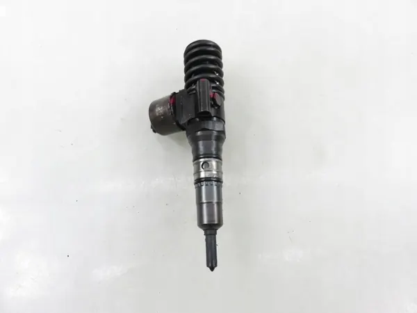 Pompe lave-glace OEM 03G130073G pour VW Golf Plus image 8
