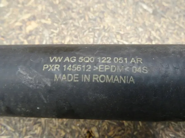 A3 8V GOLF VII LEON 1.6 TDI Vesiputki 5Q0122051AR image 2