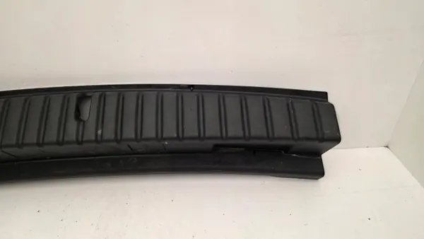 OEM 7448213 Tira de Maletero Trasera BMW 1 F40 image 3