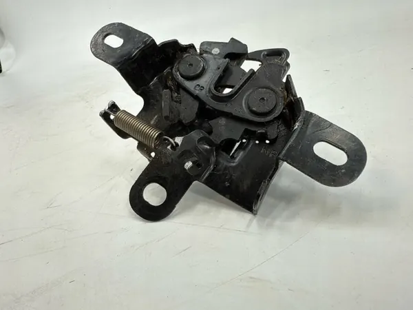 Sensor apertura capó Toyota Yaris XP210 OEM LAA26643 image 2