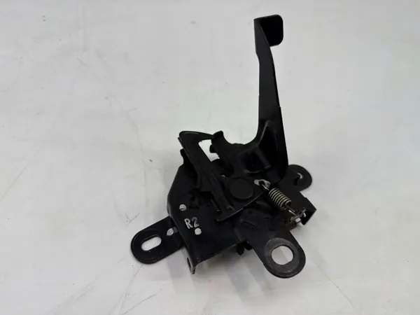 Sensor apertura capó Toyota Yaris XP210 OEM LAA26643 image 3