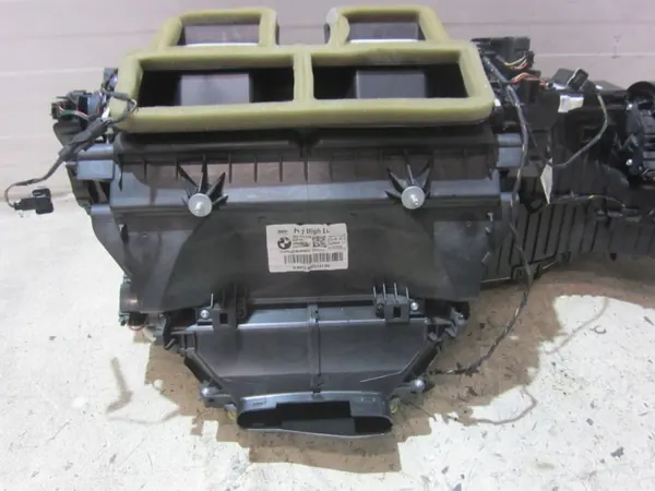 Núcleo do aquecedor BMW OEM 64119237550 - Peça OE image 3