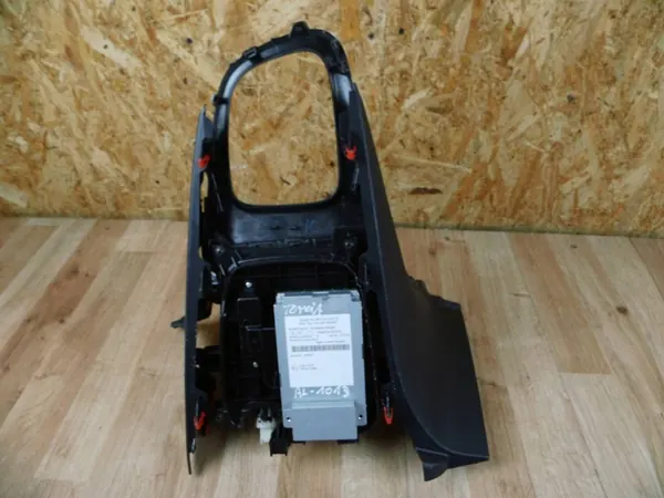 Toyota Yaris IV 2020+ Wireless Charger 861C0K0010 image 6