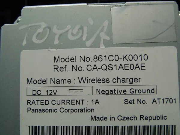 Toyota Yaris IV 2020+ Wireless Charger 861C0K0010 image 8