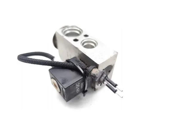 Porsche A/C Expansionsventil OEM 00184416-01 Gebraucht image 10