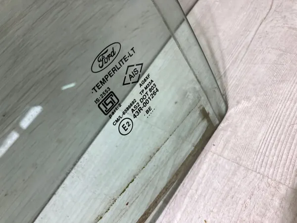 Oikea takaluukun ikkuna Ford Ecosport 2014 image 2