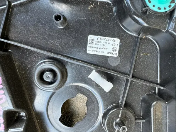 VW Golf 8 raamregelaar OEM 5H0837401F/5H0837402F image 5