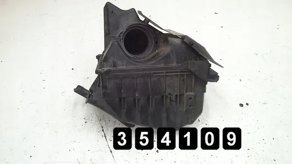 2009 Seat Exeo Ilmansuodatinlaatikko 2000 TDI 03G133837 image 2