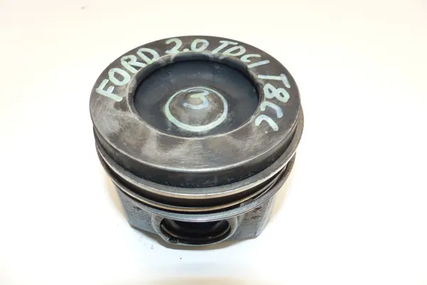 Set Piston et Axe Ford Mondeo MK5 2.0 TDCI - Occasion image 2