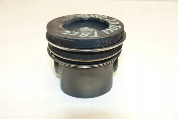 Set Piston et Axe Ford Mondeo MK5 2.0 TDCI - Occasion image 3