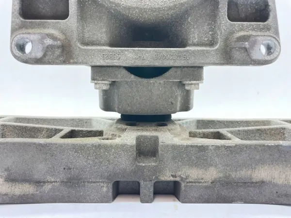 Dodge Challenger 3.6 Bensiini 2017 OEM 05147200AD Tuennot image 3