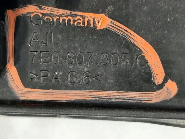 Deslizamento de montagem do para-choque traseiro VW T6 7E0807305C image 4