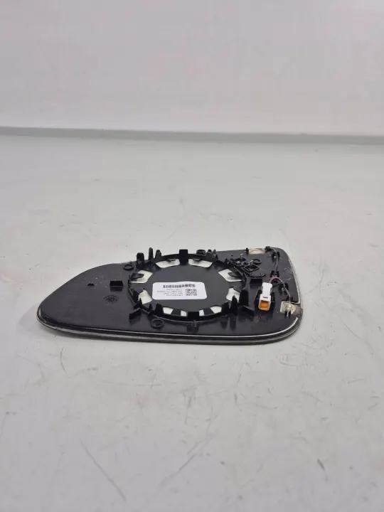 Inserção de espelho direito BMW M3 F80 OEM 6002244 image 4