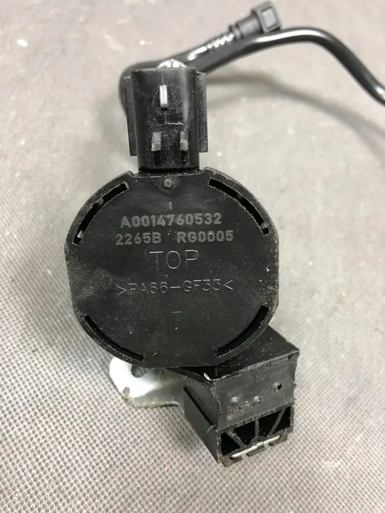 Válvula de pressão Mercedes A0014760532 image 3