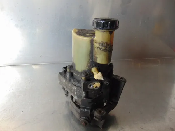Renault OE ohjauspumppu OEM 8200718096 image 5