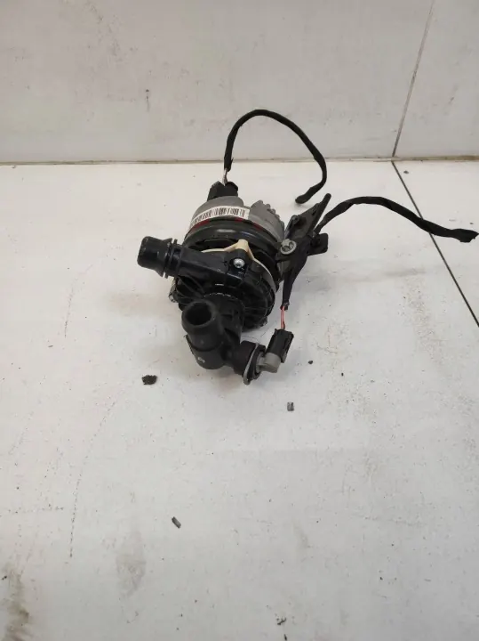 Pompe à eau Mercedes OEM A0005002300 A2535013100 image 3