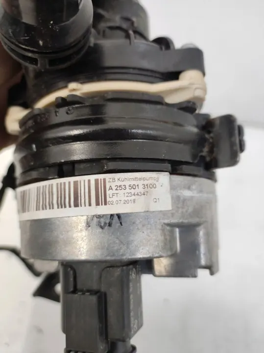 Pompe à eau Mercedes OEM A0005002300 A2535013100 image 6