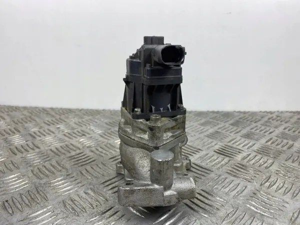 Jeep EGR-venttiili OEM 49002023F - Käytetty Kunnossa image 2