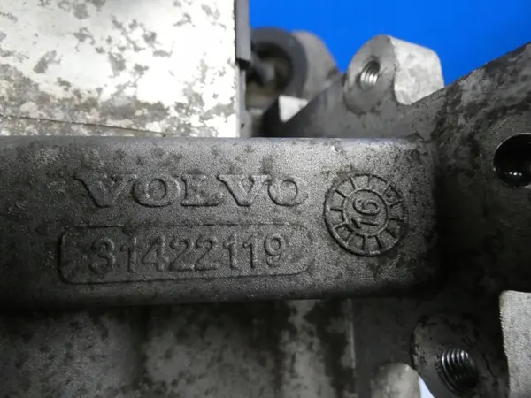 Soupape EGR Volvo OEM 31422119 pour V40 II image 3