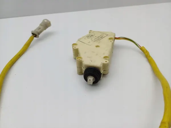 Atuador de Travamento Central Ford OEM DRC85871 - Scorpio image 4