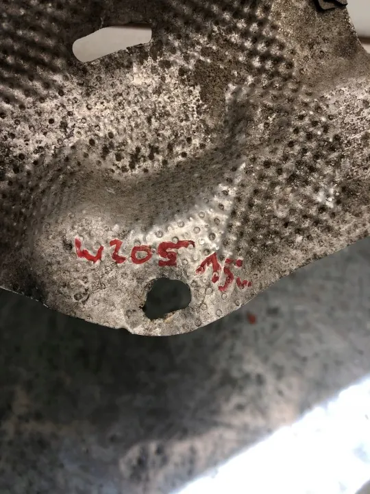 Mercedes W205 Lämpösuoja OEM A2056825171 - Käytetty image 5