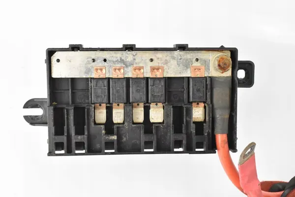 Terminal Positivo BMW 1 Série F20 F21 2 Série F22 F23 F87 image 5