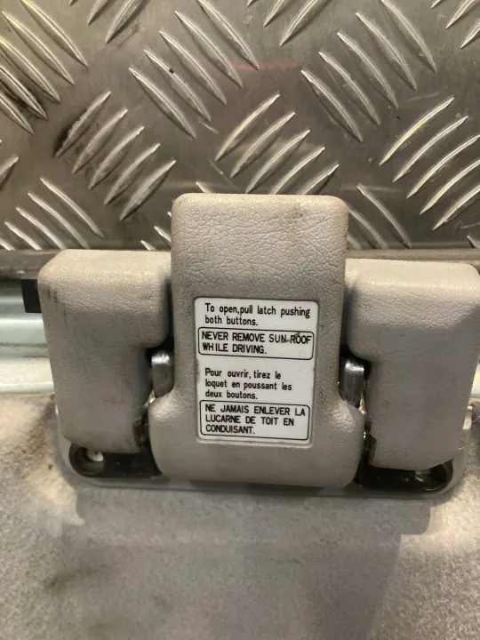 Techo solar Toyota RAV4 XA10 completo OEM 6320142010 image 3