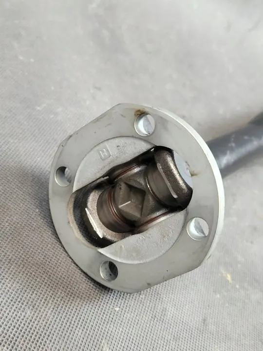 Drivaxel 4MATIC Mercedes W213 W205 W222 W253 A2534103201 image 2