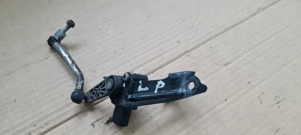 Sensor de Nível Faróis Audi OEM 8R0907503 - Usado image 2