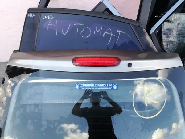 Kia Carens III achterklepglas OEM CARENS III SZYBA KLAPY TYŁ image 3