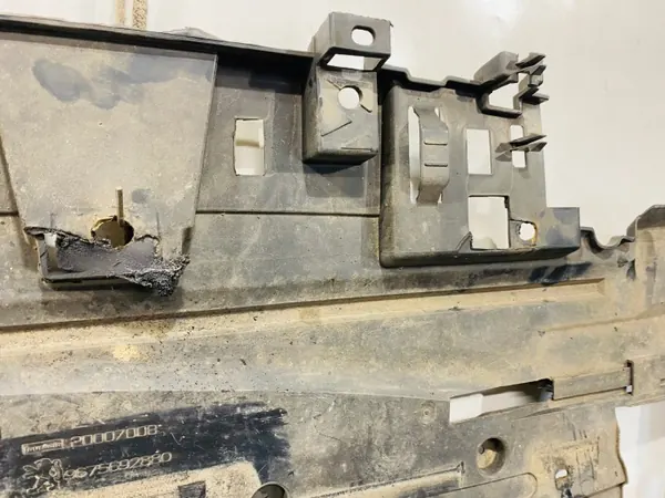 Placa de parachoques Peugeot 508 I Lift OEM #217 image 7