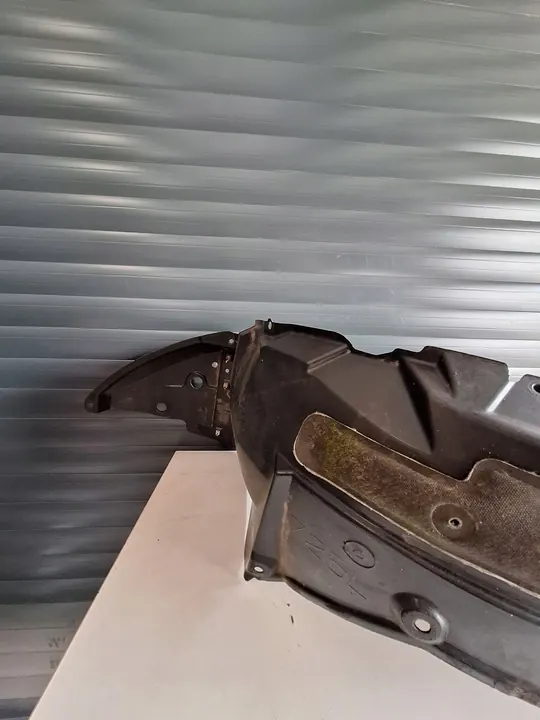 Toyota Auris I 5D 06-09 Front Right Wheel Arch 53875-02310 image 4