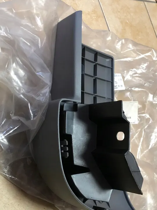 Mercedes-Benz OE A901 880 0371 rear bumper corner image 3