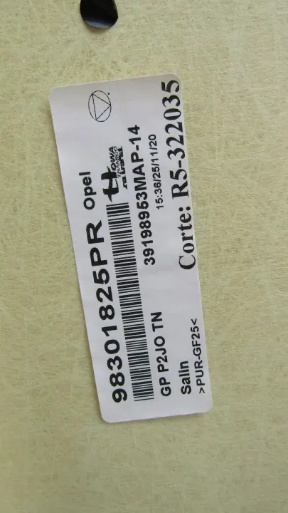 OPEL CORSA F PODSUFITKA - Peça OEM usada image 3