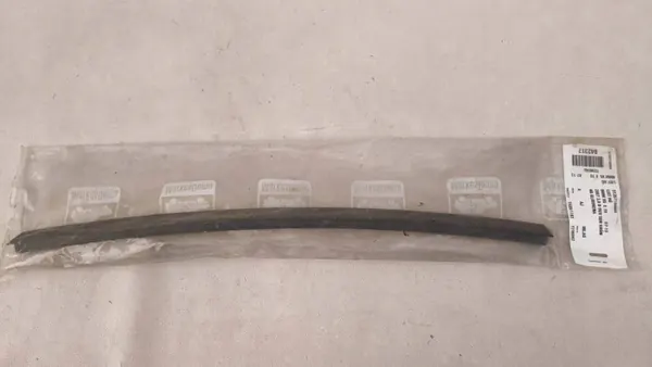 BMW X5 F15 Takaoven Ikkunatiiviste OEM 51357136960 image 2