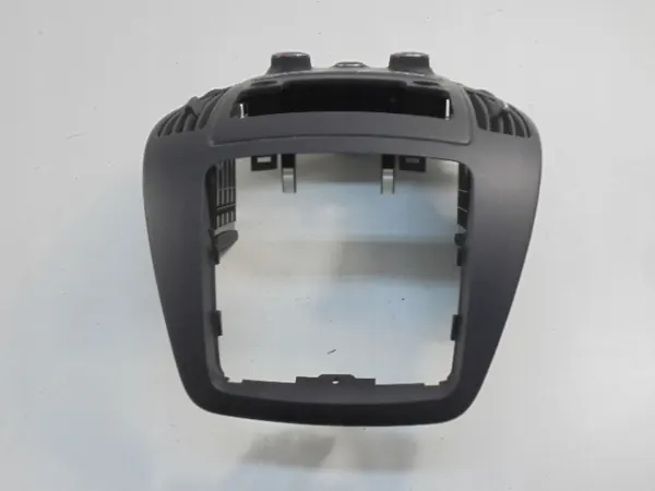 Cadre console radio Hyundai I30 OEM U05F0448 image 7