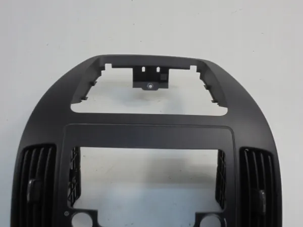 Cadre console radio Hyundai I30 OEM U05F0448 image 8