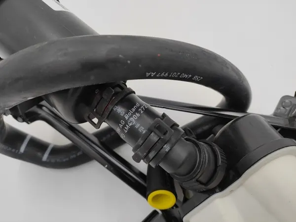 Pompe Filtre à Charbon Actif 4M0201997AA Audi Q7 image 3