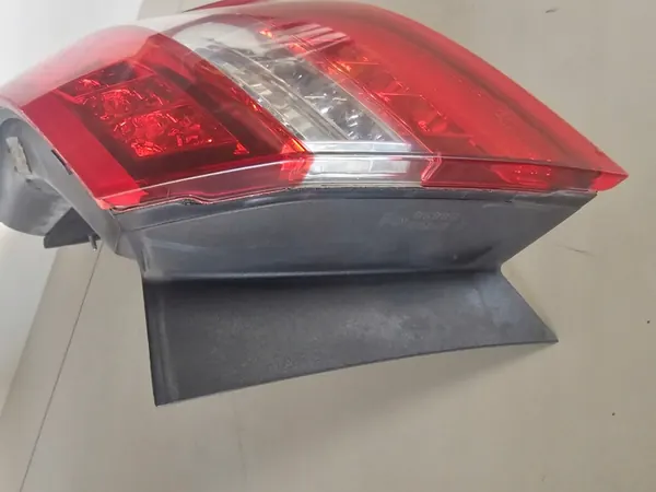 Rechter Achterlicht Mercedes E-Klasse W212 Sedan A2129060658 image 6