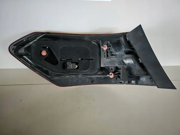 Rechter Achterlicht Mercedes E-Klasse W212 Sedan A2129060658 image 9