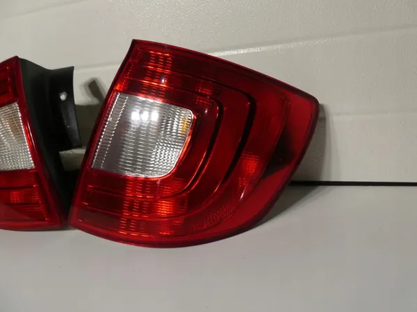 JUEGO DE LUCES TRASERAS SKODA SUPERB II KOMBI image 7
