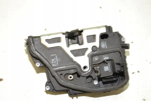 Framre Höger Dörrlås BMW E90 E91 E60 5079968 image 3