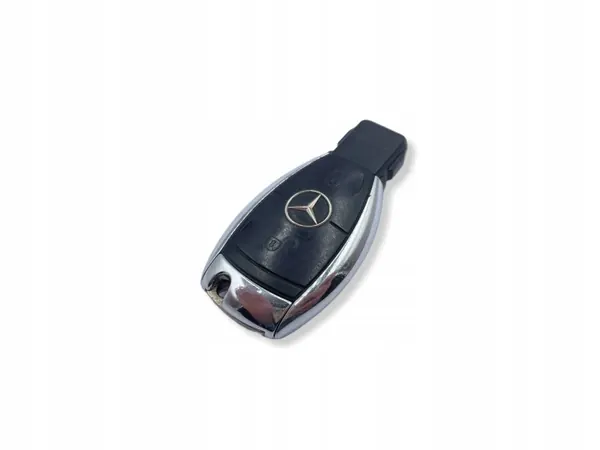 Mercedes Nyckel OEM UHP2246 - 3 Knappar Silver Fisk image 3