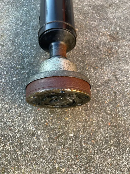 Drivaxel Audi A4 S4 RS4 A5 S5 RS5 F5 8W 8W0521101C image 2