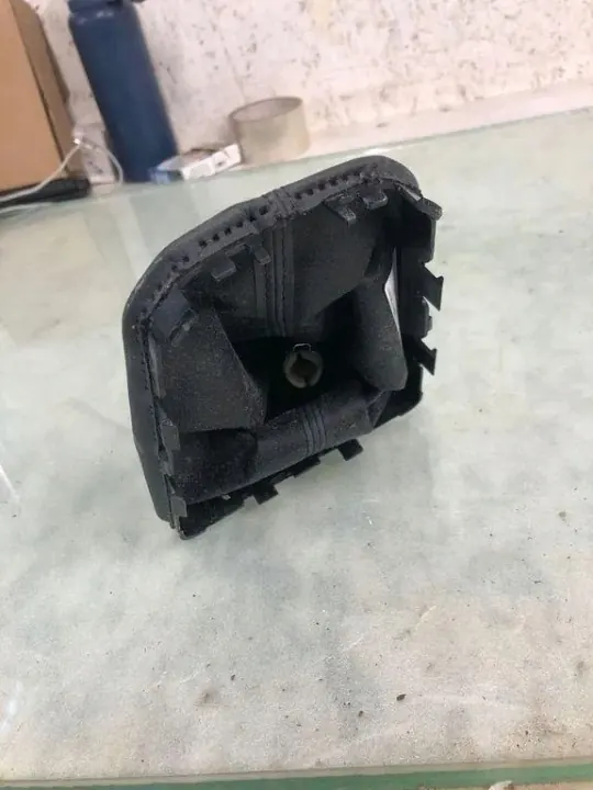 Pomo de cambios SEAT OEM 6F0711113 para ARONA KJ7 image 2