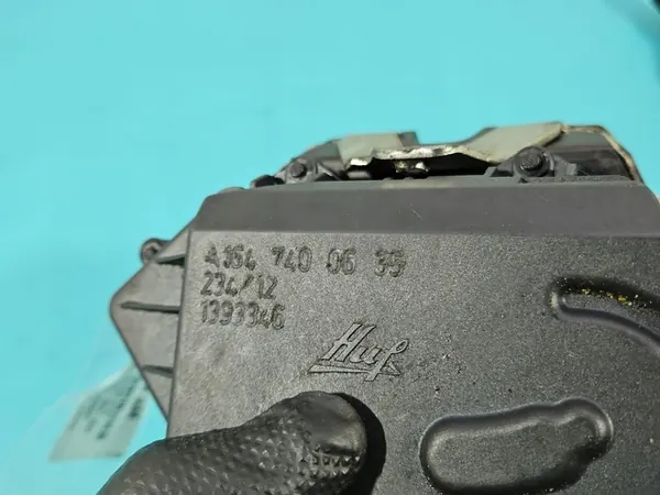 Baklås A1647400635 Mercedes W211 Kombi 10 Pin image 8